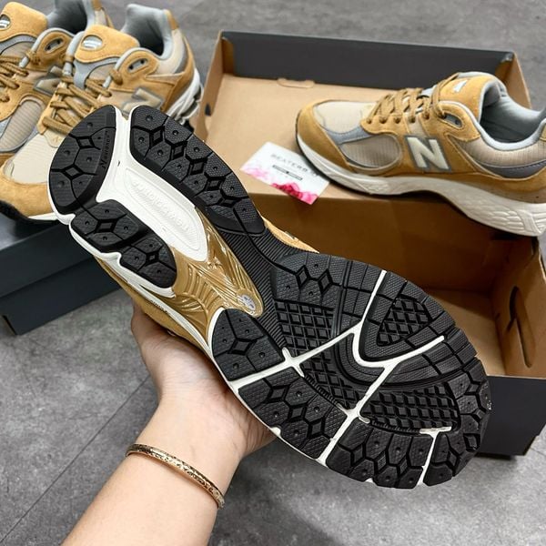 617 - Giày New Balance 2002r Tan Wheat - M2002RCE
