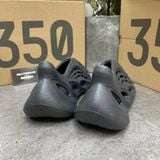 394 - Giày Adidas Yeezy Foam Rnnr 'Onyx' Black - HP8739