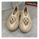 315 - Giày Adidas Yeezy Foam Rnnr ‘Clay Taupe’ - GV6842
