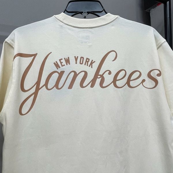 654 - Áo Thun New Era New York Yankeess Kem Chữ Nâu - 12565461