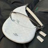 740 - Túi Đeo Vai Nữ Coach Mini Payton Black - CN011-SVDTV