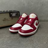 31 - Air Jordan 1 Low Cardinal Red - 553558-607
