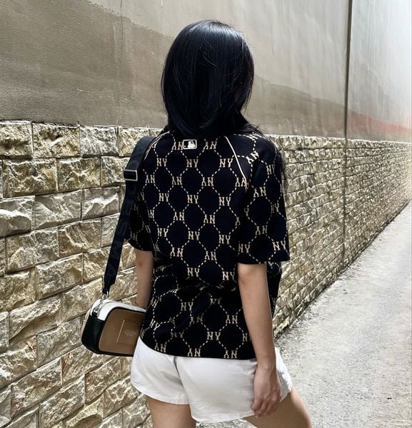 733 - Áo thun unisex cổ tròn MLB Jacquard Dia Monogram Đen - 3ATSM0144-50BKS