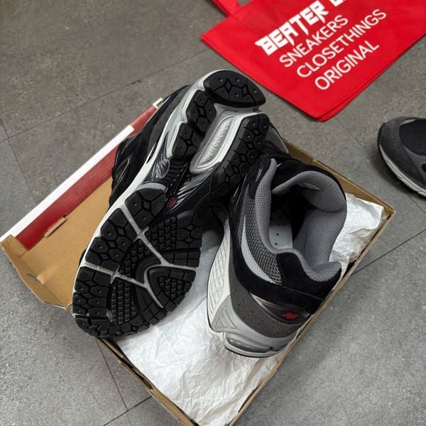 770 - Giày New Balance 2002R Black Grey - U2002RC
