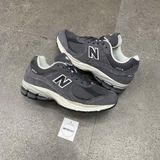 493 - Giày New Balance 2002R lẻ size, thanh lý giá tốt