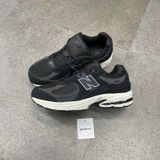 493 - Giày New Balance 2002R lẻ size, thanh lý giá tốt