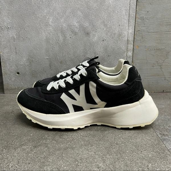 174 - Giày MLB Chunky Jogger Black White (32SHX1111-50L)