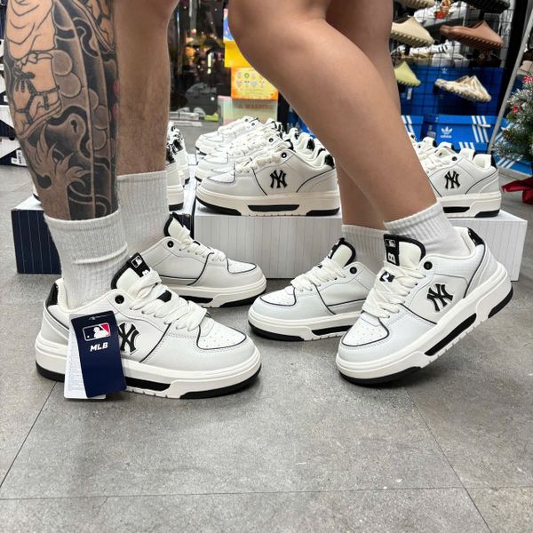 708 - Giày MLB Chunky Liner Basic SL New York Yankees White - 3ASXCBS4N-50WHS
