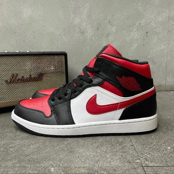 075 - Giày Air Jordan 1 Mid Bred Toe - 554724-079
