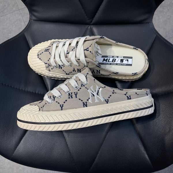 047 - Giày MLB Mule Playball Origin DIA Monogram màu Đen / Xám 2022 - 3AMUMDA2N