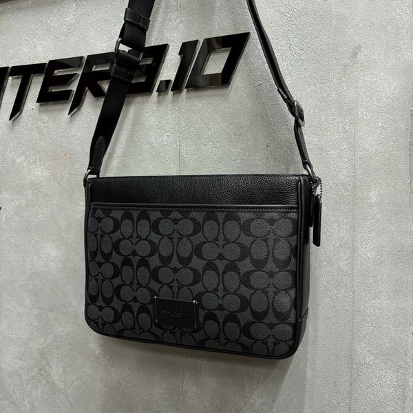 773 - Túi Đeo Chéo Coach District Crossbody Bag In Signature Canvas - CV761