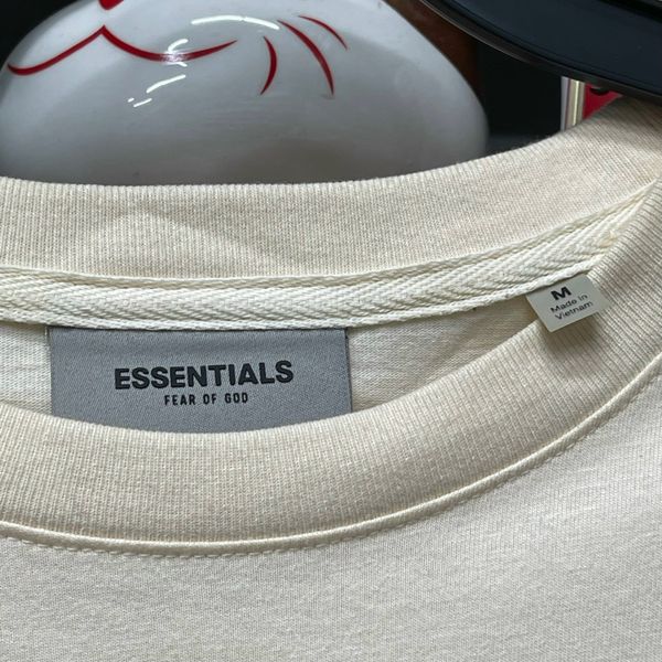 202 - Áo Tee Fear Of God Essentials Cream SS20