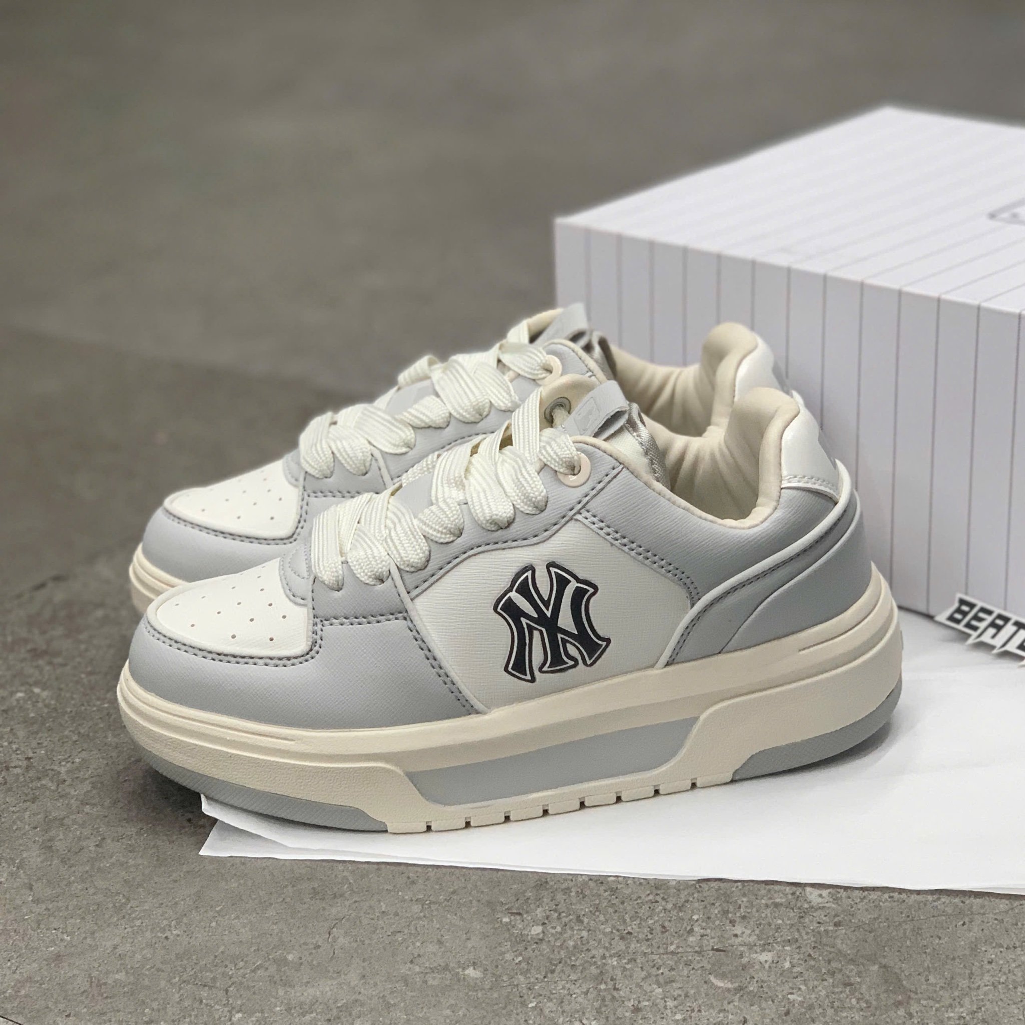 [MLB] CHUNKY LINER WIDE SAFFIANO ★すぐ品切れ★ 618 - GIÀY MLB CHUNKY LINER SL SAFFIANO NEW YORK YANKEES