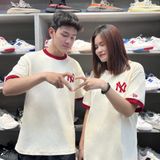 439 - Áo Thun New Era Embroidery Ivo Kem Viền Đỏ - 13038757