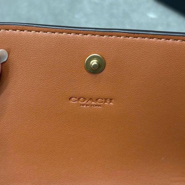 807 - Ví Mila gập 3 nàng thơ - họa tiết xe ngựa cổ điển, sang trọng, nắp gập khóa bấm