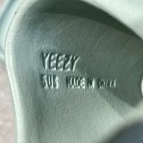471 - Dép Adidas Yeezy Slide Salt - ID5480