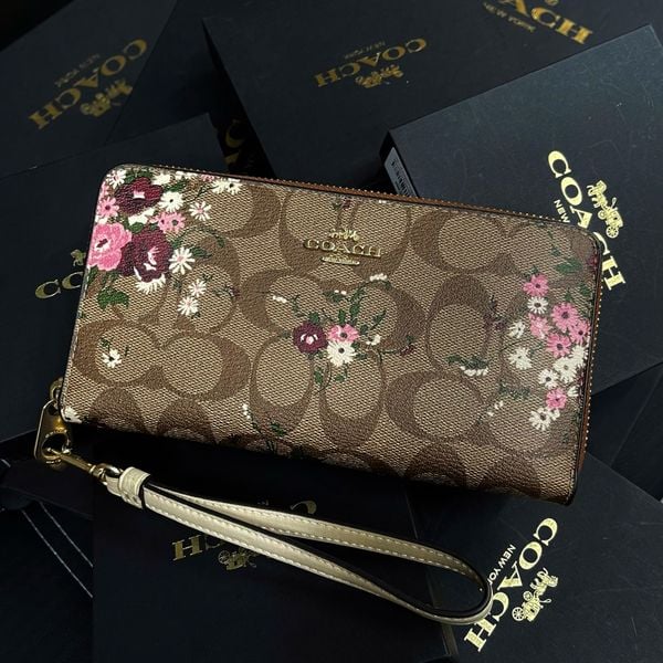 544 - Ví Coach Accordion Canvas Dáng Dài Khóa Zip