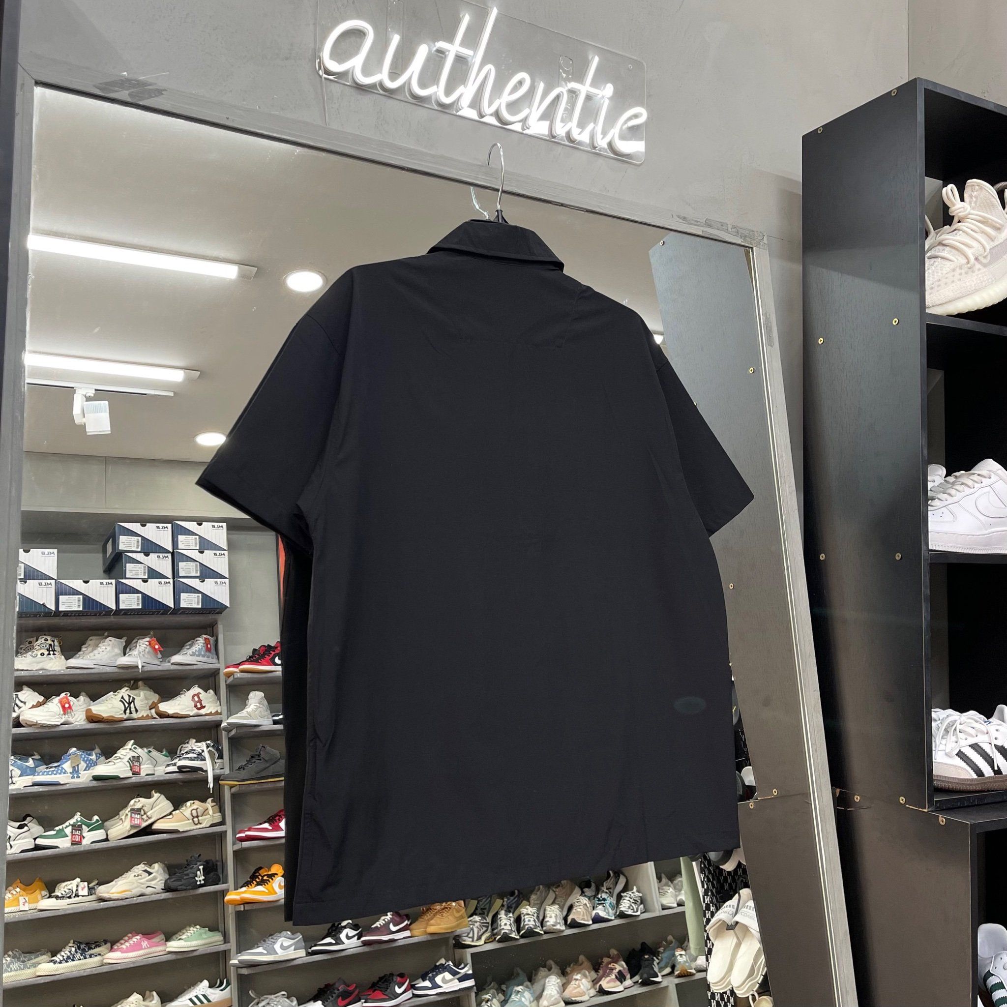★人気★【New era】★[Black Label] Ice Tech Overfit Shir.t★ 🕶️NEW ERA Black lable ICE TECH OVERFIT SHIRT สีดำ/เขียวมิ้