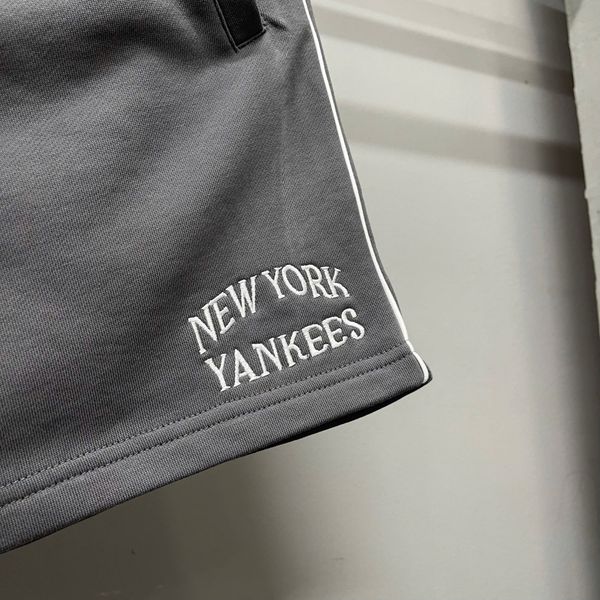 679 - Quần Short New Era NY Yankee Grey Line White - 13335700