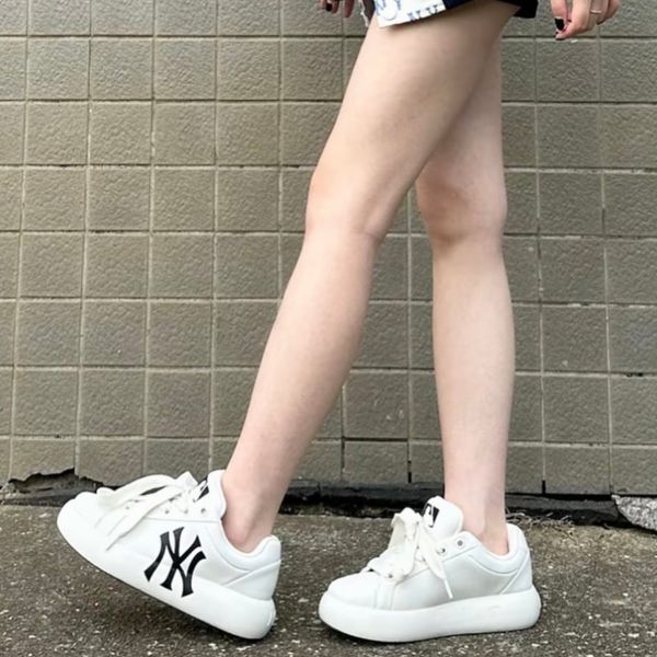 588 - Giày MLB Chunky Classic Base New York Yankees Ivory màu Trắng - 3ASXCCB4N-50IVS