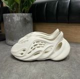 335 - Giày Adidas Yeezy Foam Rnnr 'Sand' - FY4567