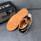 61 - Giày Air Jordan 1 Low Taxi - 553558-701