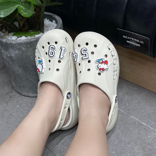 568 - Dép Sandal Clog Unisex Crocs Baya Platform Beige - 208186-11S