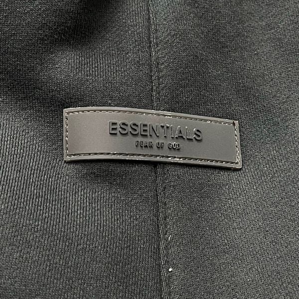 139 - Quần Short Fear Of God Essentials Stretch Limo màu đen SS22