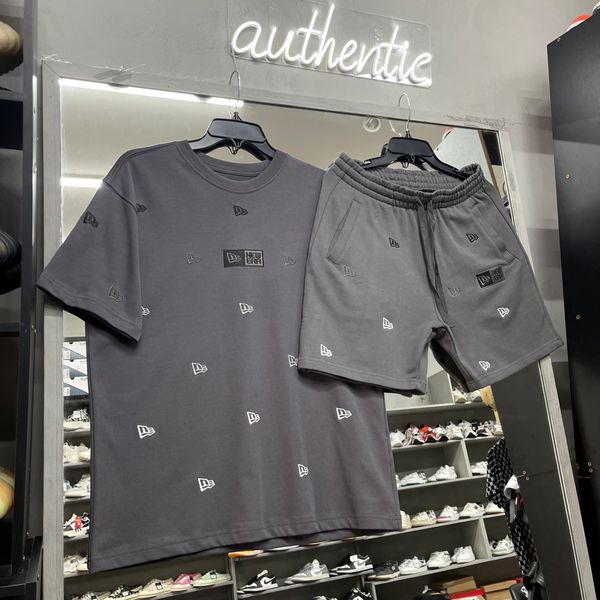 504 - Quần Short New Era Mini Logo Thêu Xám - 14187409