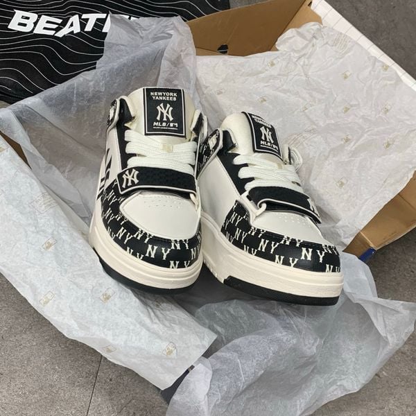 261 - Giày MLB Chunky Liner Mid Mono NY Black - 3ASXLM13N-50BKS