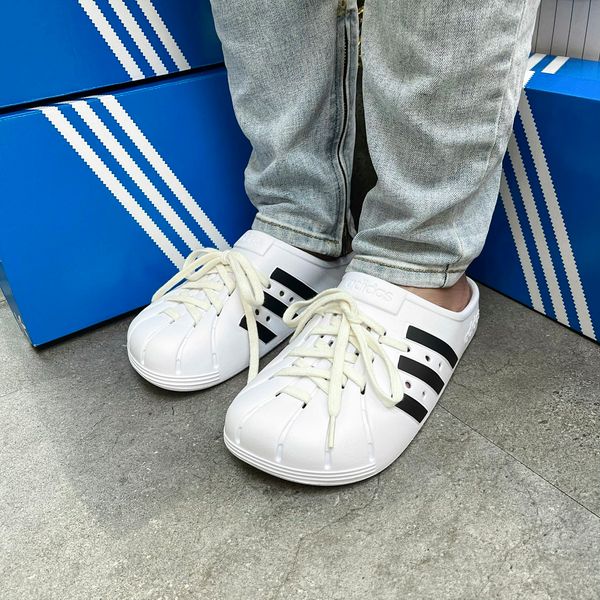 390 - Dép Sục Adidas Adilette Clogs White Black - FY8970