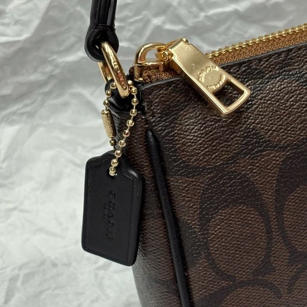 808 - Túi Coach kẹp nách Nolita 19 In Signature Canvas - CS442