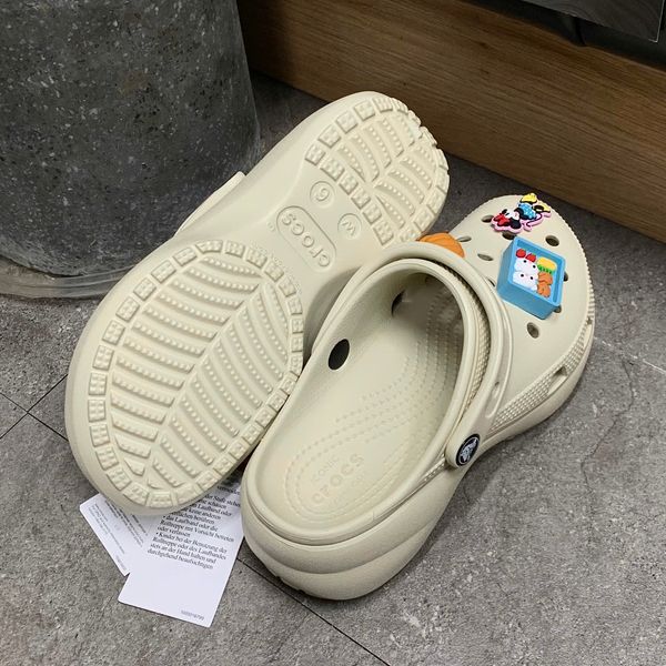 592 - Giày Sandal Clog Nữ Crocs Platform Classic Bone - 206750-2Y2