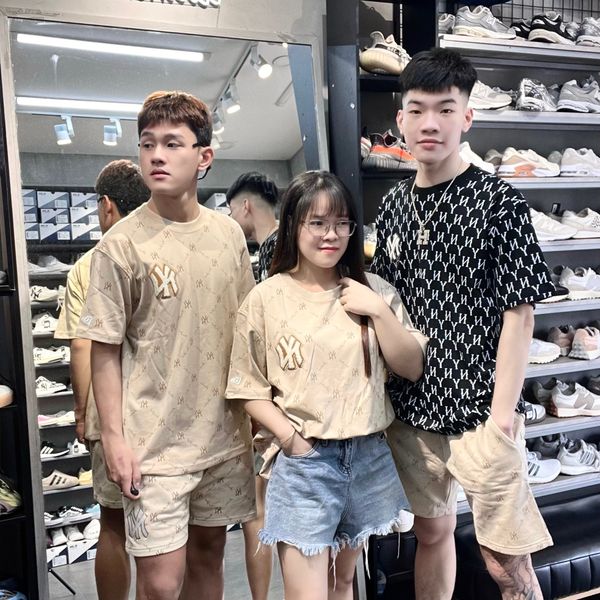 374 - Quần short New Era Monogram New York Yankees Nâu - 19500199