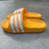 492 - Dép Quai Ngang Adidas Adilette 22 Orange Pastel - IE9183
