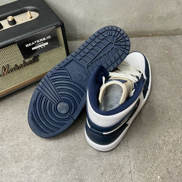 193 - Giày Air Jordan 1 Mid ‘Obsidian’ - 554724-174