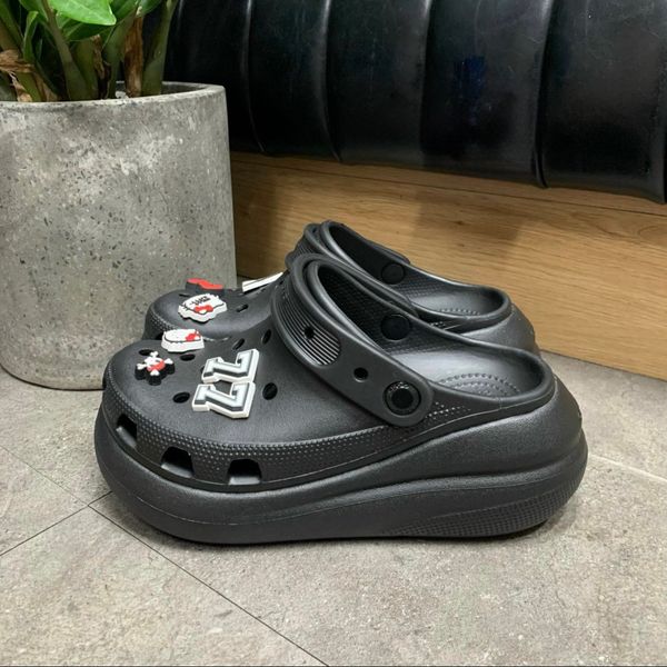 557 - Dép Sandal Clog Unisex Crocs Crush Classic màu đen- 207521-001