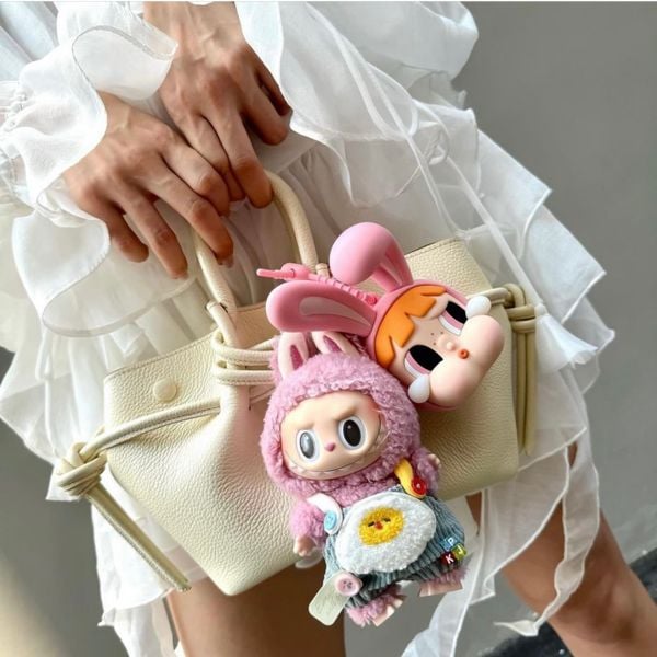 585 - Gương Trang Điểm Móc treo Pop Mart Crybaby x Powerpuff Girls Series - Mirror Pendant Màu Hồng