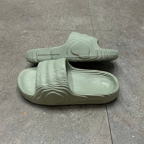 675 - Dép Adidas Adilette 22 Multicolor, Lẻ size thanh lý