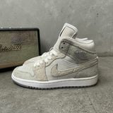 69 - Giày Air Jordan 1 Mid SE Particle Grey (W) - DO7139-002