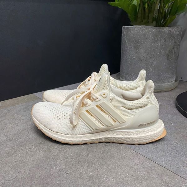 625 -  Giày Adidas UltraBoost 1.0 màu Kem - JH9212