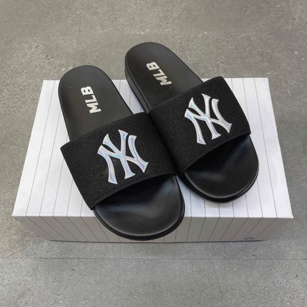 123 - Dép MLB New Mound Hologram New York Yankees - 3ALPAD423