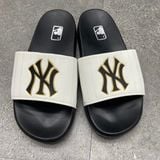 159 - Dép MLB New York Yankees màu trắng đen