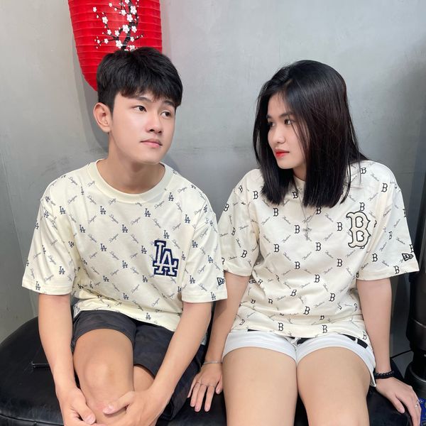 436 - Áo Thun New Era Monogram B Boston Red Sox Ivo - 13573980