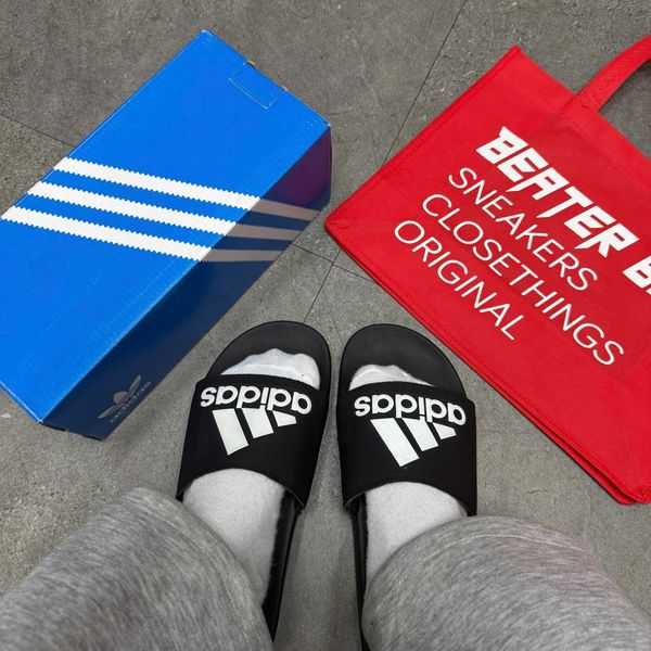 45 - Dép Adidas Adilette Comfort Chữ Đen - CG3425