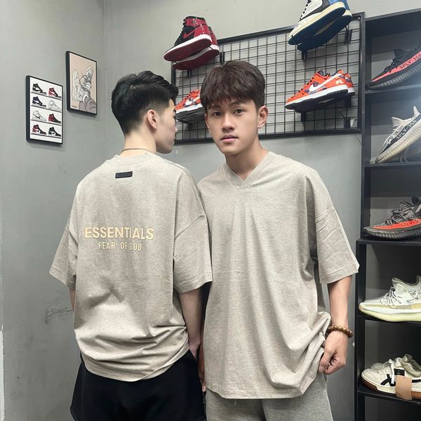 479 - Áo Thun Essentials Fear Of God V-Neck Core Heather Fall SS23