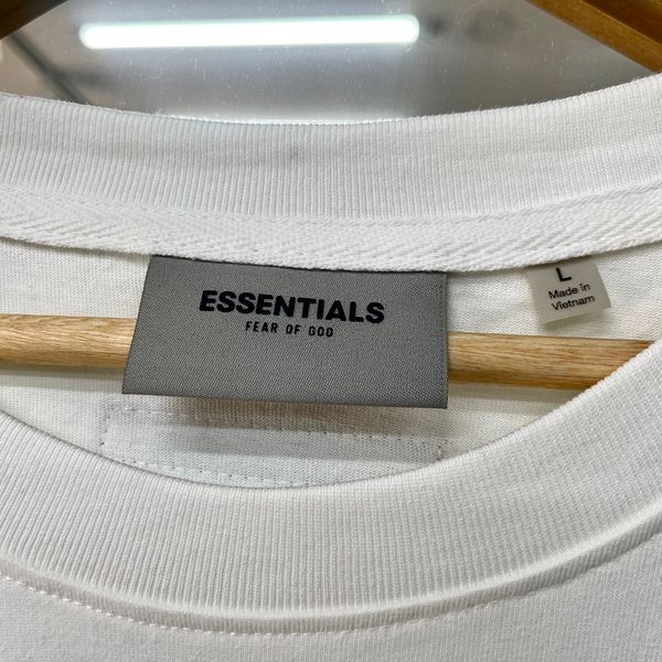 199 -Áo Tee Fear God Essentials White SS20
