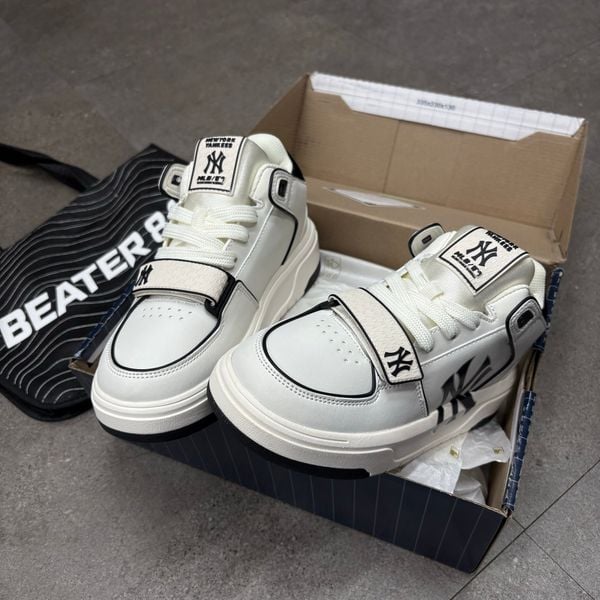 225 - Giày MLB Chunky Mid Liner Basic New York Yankees - 3ASXLMB3N-50BKS