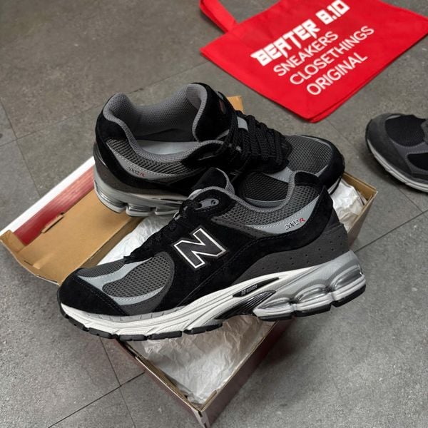 770 - Giày New Balance 2002R Black Grey - U2002RC