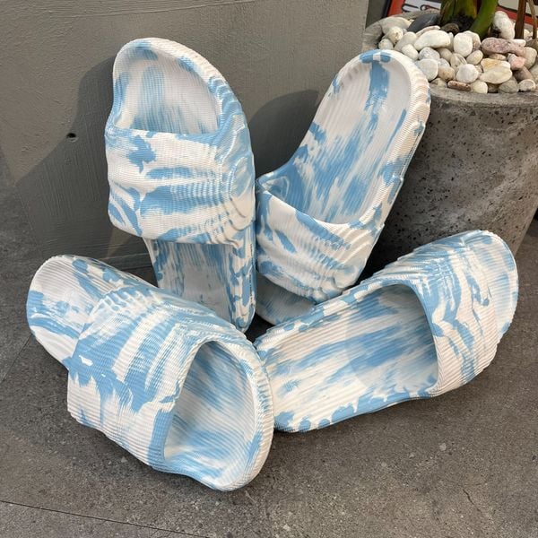 292 - Dép Quai Ngang Adidas Adilette 22 Cloud White / Clear Blue - ID7807